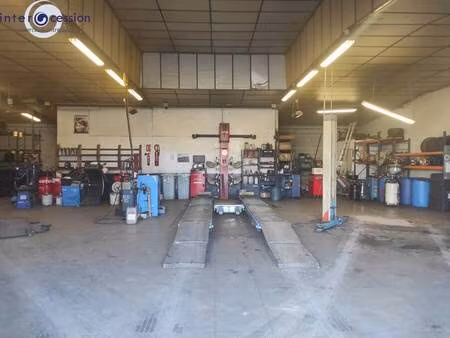 local commercial à vendre