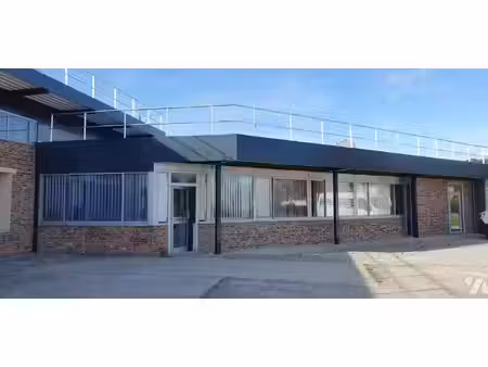 local commercial à louer
