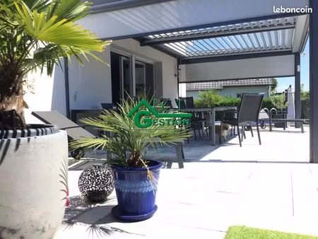 maison 5 pièces 101 m²