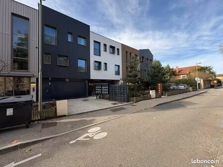 location cabinet médical 17m2 hyper centre champagne au mont d’or