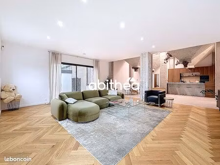 propriété 5 pièces 151 m²