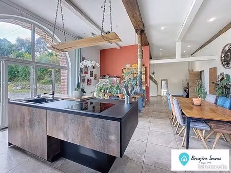 maison 6 pièces 184 m²