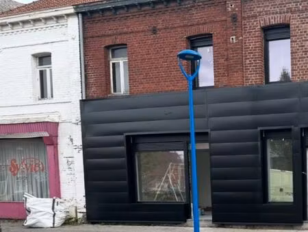 local commercial centre ville