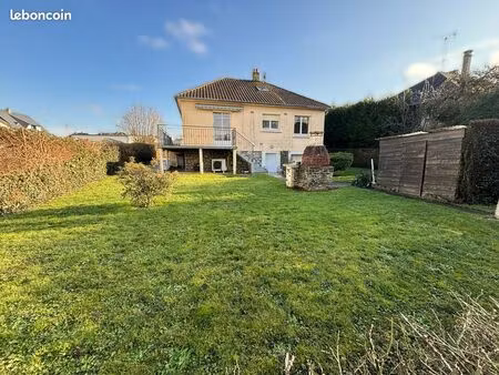 pavillon 5 pièces 94 m²