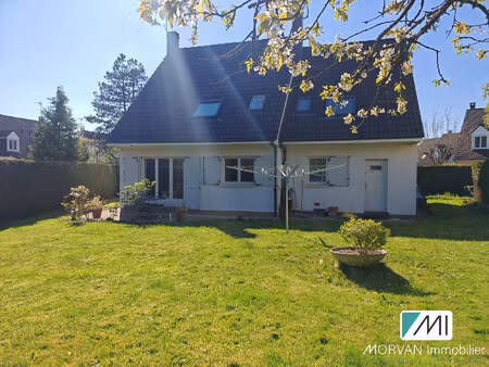 grande maison individuelle  garage  jardin