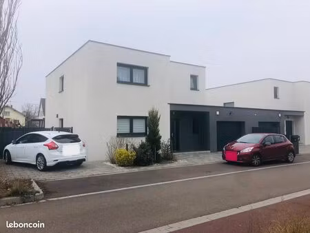 maison récente de 145 m²  4 chambres  jardin et garage – haut de gamme à 5 min de la front