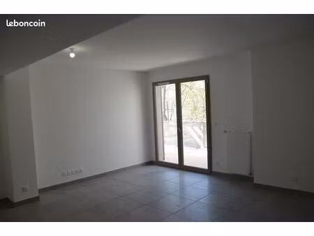 a louer t3 neuville sur saône