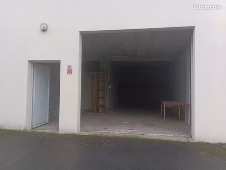 loue garage +bureau