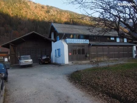 location d'emplacement de parking fermé
