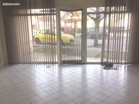 local 20 m² villeparisis