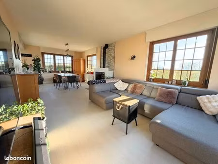 pavillon 7 pièces 135 m²