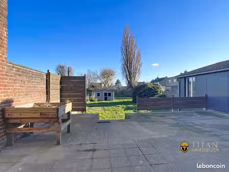 propriété 6 pièces 202 m²
