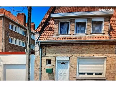 maison semi mitoyenne en centre ville