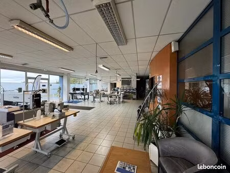 cholet - bâtiment industriel - axe passager