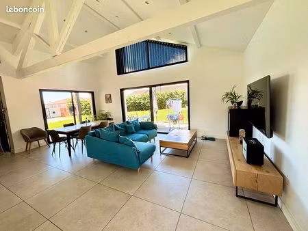 maison 6 pièces 147 m²