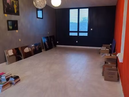 maison de ville 9 pièces 223 m²