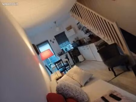 belle petite maison meublée centre