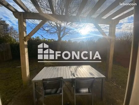 villa 4 pièces 94 m²