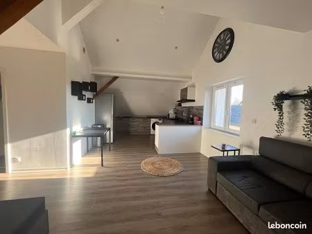 t3 neuf meublé au 2 étage avec parking