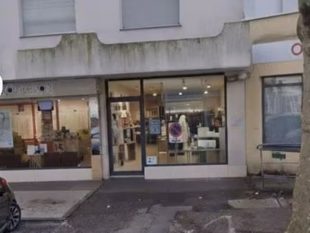 local commercial 45 m²