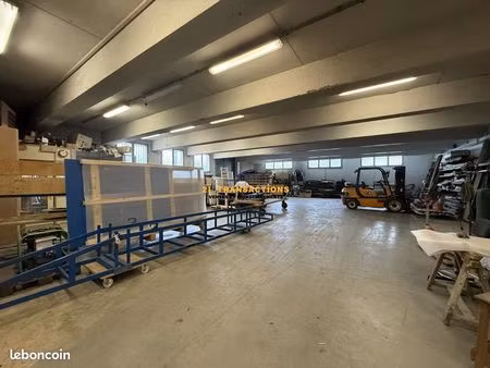 local 600 m² rive-de-gier