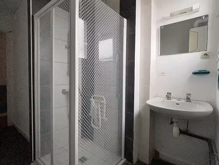 t4 de 72m2 avec balcon  cave et parking