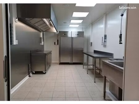 laboratoire de cuisine neuf – 22 m² – secteur grand parc d’attraction