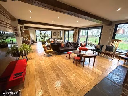 propriété 9 pièces 255 m²