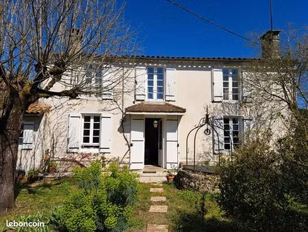 maison 6 pièces 155 m²