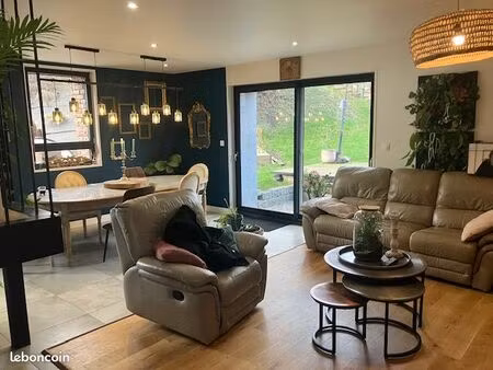 maison 6 pièces 4 chambres vendegies-sur-ecaillon 164.81 m²