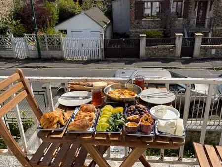 location f2 - hyper centre vaires sur marne