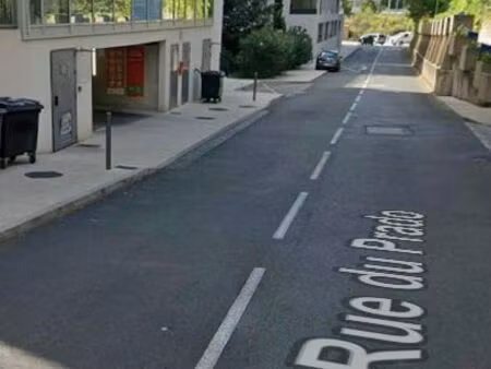 places de parking à louer - 26 rue du prado  castelnau-le-lez