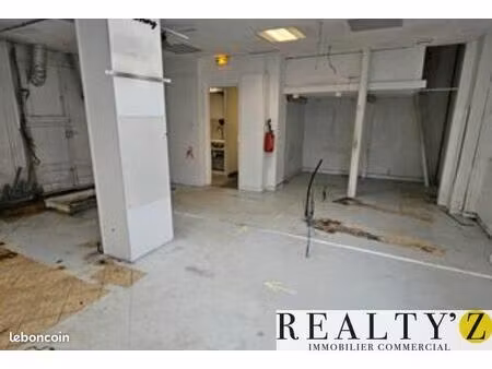 local commercial 62 m²