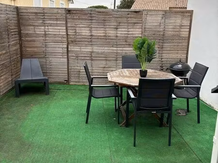 maison de ville avec terrasse