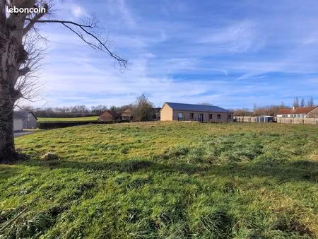 belle parcelle à bâtir d'environ 1 650m²