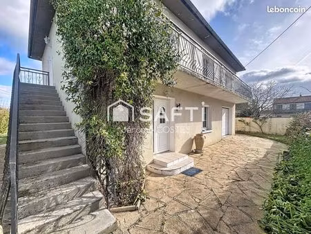 maison 5 pièces 130 m²