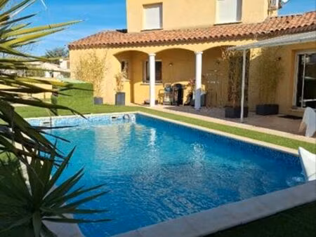 maison familiale avec piscine