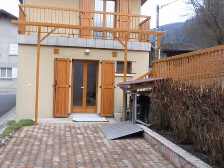 charmante maison de village 60m2 la chapelle du bard 38580