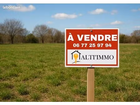 terrain 772 m² polignac