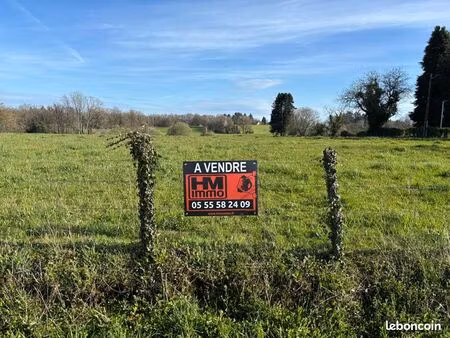 terrain 2 500 m² saint yrieix la perche