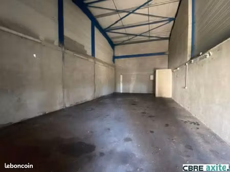 local d'activite 100 m² saint vincent de mercuze