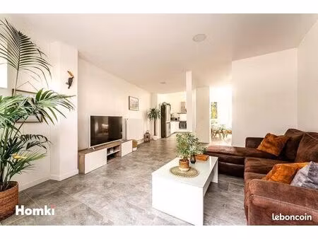 maison 7 pièces 160 m²