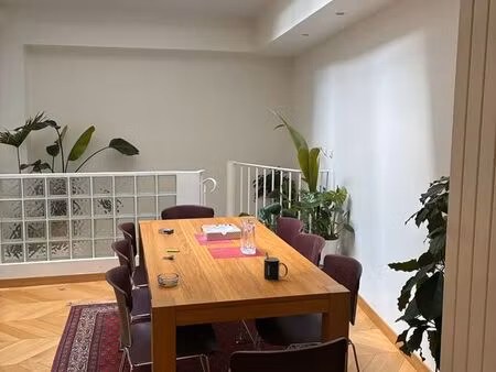 bureau partagé - 3 postes disponible