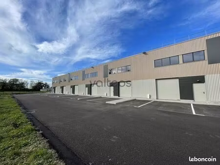 local d'activité 187 m²