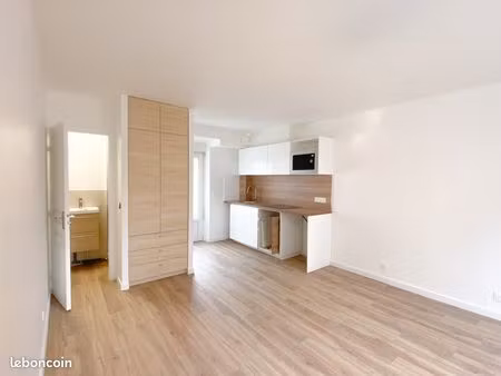 studio emerainville centre