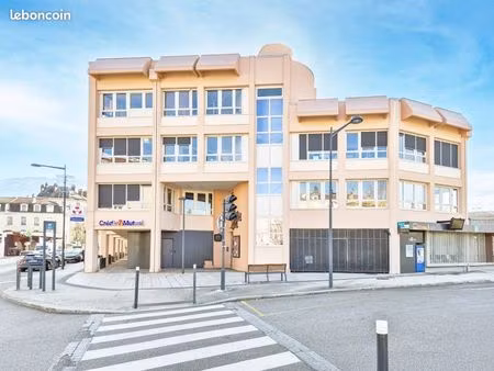 bureaux centre gare voiron  1320 euros le m2 utile – de 14 à 57 m2 renta 8.90 %