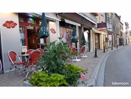 bar restaurant licence iv