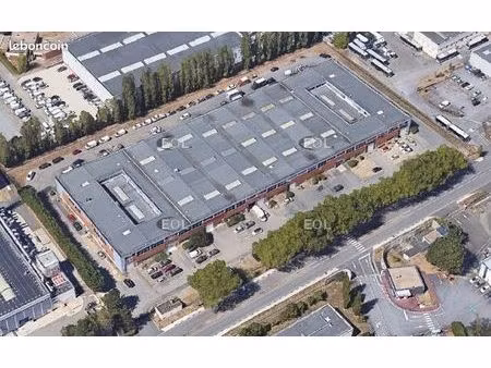 local d'activité 630 m²