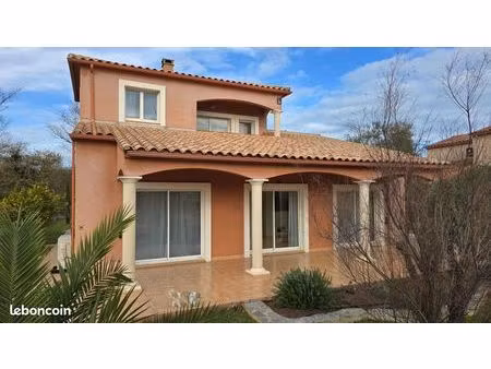 superbe villa à vendre à argelès sur mer - les villas du port