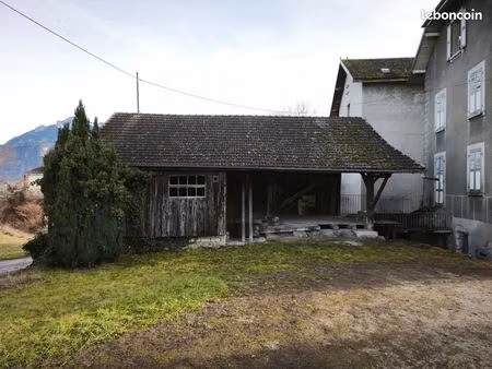 maison 2 pièces 140 m²